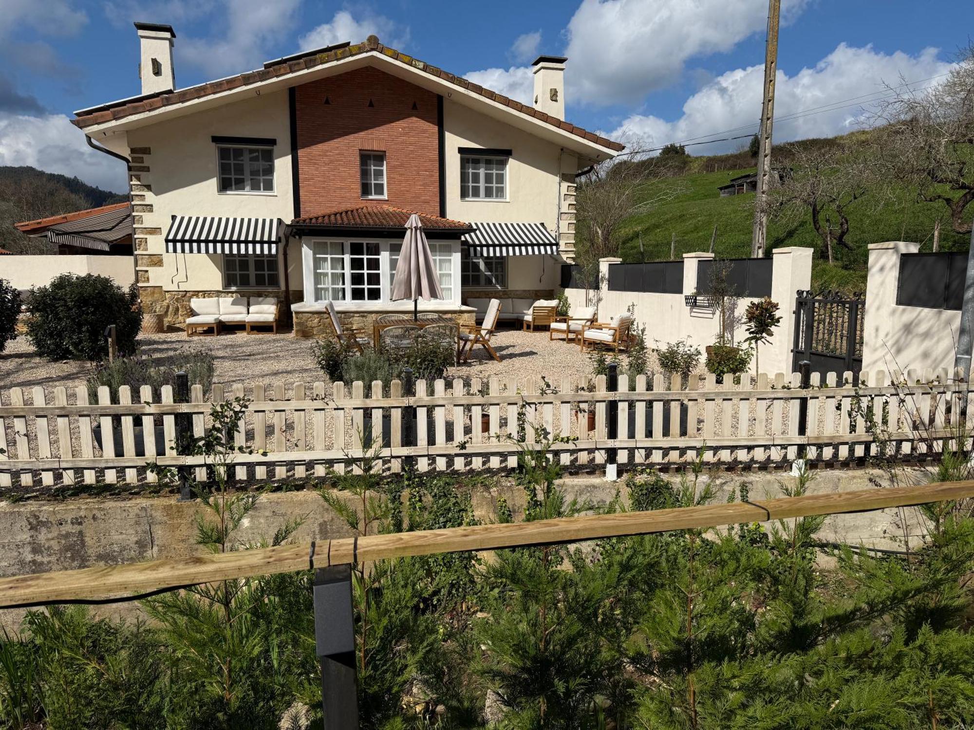Gurah Boutique Apartments Bakio Eksteriør bilde